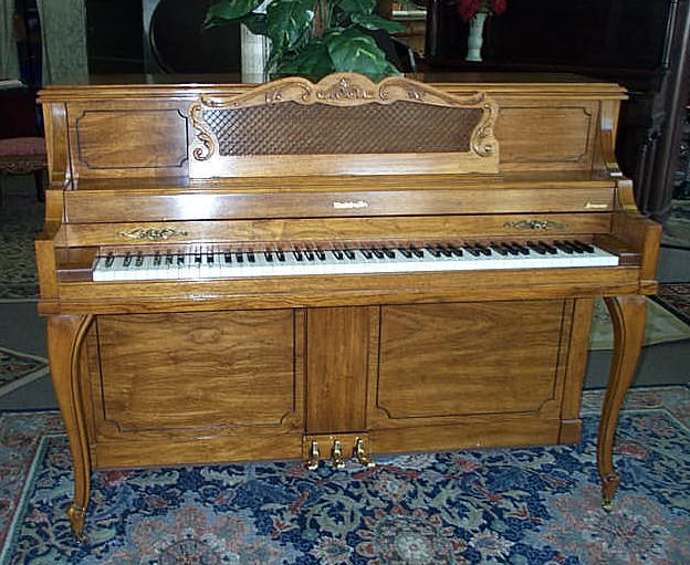 THE CONSOLE PIANO